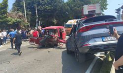 Samsun’da panelvan araç ile otomobil çarpıştı: 5 yaralı