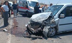 Siirt’te 2 hafif ticari araç çarpıştı: 4 yaralı