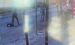 Siverek’te kamyonetten düşen tekerlekleri çaldılar