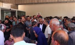 Taş ocağı işçilerinin yakınları hastane önünde gözyaşlarına boğuldu