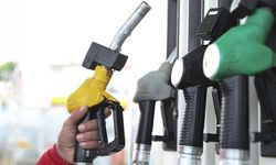 Tarihi indirimin ardından zam! Akaryakıt fiyatları yine 50 tl'yi geçti