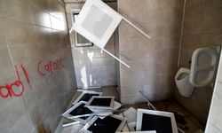 Bornova'da vandalizm! Belediye harekete geçti