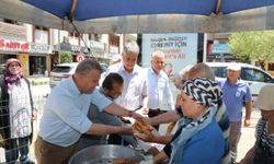 Edremit'te Ferdi Zeyrek anısına lokma hayrı