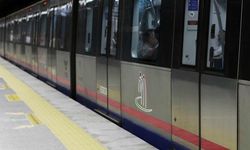 Marmaray Ataköy istasyonunda bir kişi trenin önüne atladı!