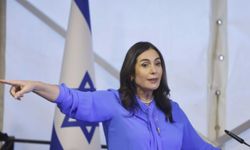 İsrail Ulaştırma Bakanı Regev: Tahran’ı karartma zamanı geldi