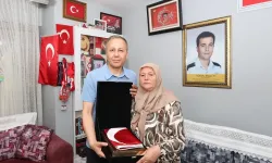 Bakan Yerlikaya'dan şehit ailesine ziyaret