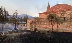 Çanakkale’deki orman yangınında tarihi mezarlar zarar gördü
