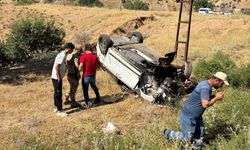 Sürücüsünün kontrolünden çıkan otomobil takla attı: 2 yaralı