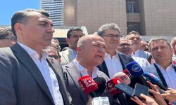 CHP yönetimi adliye önünde açıklama yaptı: 'Böyle bir boş bir dosya görmedim'