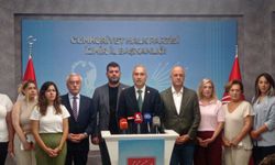 CHP’li Özçağdaş İzmir’de açıklama yaptı: 25 milyon seçmenin iradesi sakatlandı