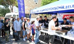 Aydın Büyükşehir Belediyesi'nden aşure ikramı