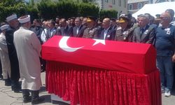 Şehit Üsteğmen Ege Akar, İzmir'de son yolculuğuna uğurlandı