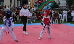 Kütahya’da Açık Hava Taekwondo Turnuvası düzenlendi
