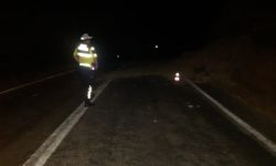 Manisa’da Gördes-Demirci yolunda toprak kayması