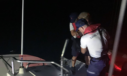 Marmaris'te ticari yatta yaralanan vatandaşa tıbbi tahliye