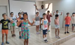 İzmir Çiğli’de yaz coşkusu