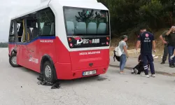 Kamyon ile minibüs çarpıştı: 7 yaralı