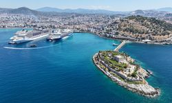 Kuşadası Limanı aynı gün 5 kruvaziyer ağırladı