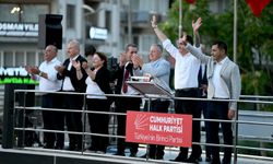 Aydın çalınan oylarını geri istedi...İstifa sloganları