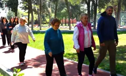 Ege Üniversitesi’nden Türkiye’de Bir İlk: “Yaş Dostu Parkur” Projesi ile Kuşaklar Buluşuyor