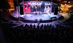 Marmaris Sahili'nde müzik ve dans rüzgarı esecek