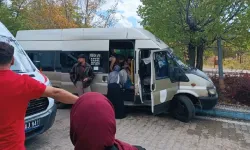 Kampüste korkutan kaza: 13 öğrenci yaralandı
