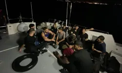 İzmir Çeşme açıklarında 11 düzensiz göçmen yakalandı