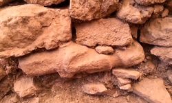 Bakan Ersoy açıkladı: Göbeklitepe'de insan heykeli bulundu