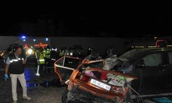 Manisa’da kaza: Otomobil ikiye bölündü: 1’i çocuk 5 ölü, 6 yaralı