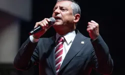 CHP Genel Başkanı Özgür Özel'den tarihi rest