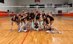 Turgutlu Belediyespor Kadın Voleybol Takımı 5’te 5 yaptı