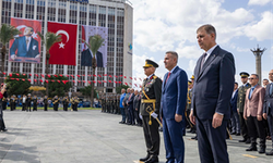 İzmir'de Cumhuriyet Bayramı kutlamaları başladı