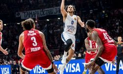 Anadolu Efes, Olympiakos’u 82-78 mağlup etti