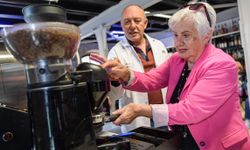 İzmir'de ileri yaş bireyler barista oldu