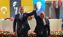 Aydın'da CHP İl Başkanı yeniden Hikmet Saatçı
