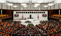 İsrail'i kınayan tezkere TBMM'de kabul edildi
