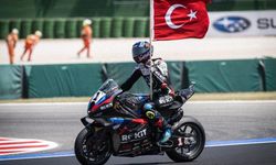 Toprak Razgatlıoğlu, Dünya Superbike’ta üçüncü kez şampiyon