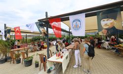 Efes Tarlası Yaşam Köyü'nde Üretici Pazarı açıldı