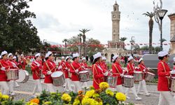 İzmir'de 29 Ekim coşkusu devam ediyor