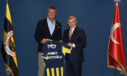 Ahmet Davutoğlu, Saadettin Saran'ı ziyaret etti