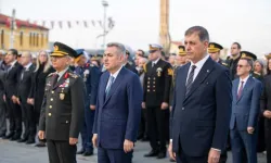 İzmir’de Ata’ya Saygı: Hayat 09.05’te durdu