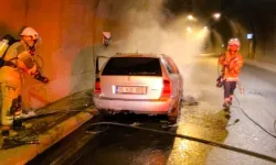 Konak tünelleri’nde araç yangını: İtfaiyeden hızlı müdahale