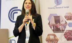 İlk Türk Kadın Başkan: "Görevi Atatürk’ü anarak aldım "