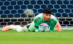 Altay Bayındır için beşiktaş iddiası: İngiliz Basını tarih verdi