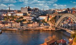 Portekiz’den  fırsat: Aylık 870 euro gelire vatandaşlık yolu