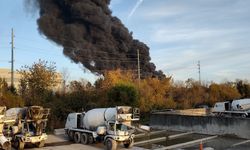 ABD’de 3 kişiyi taşıyan kargo uçağı düştü!