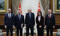 İzmir 'çözüm süreci'nde ikiye bölündü