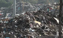 Buca'da yine çöp krizi!