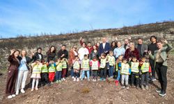 Minik ellerden yanan arazilere umut tohumları