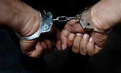 13 dosyadan aranan şüpheli İzmir'de yakalandı
